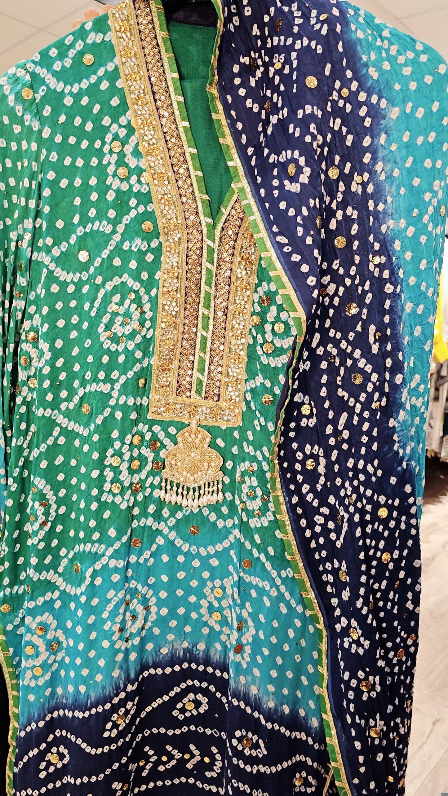 Navy & Teal Bandhani Elegance – 3 Piece Suit Set