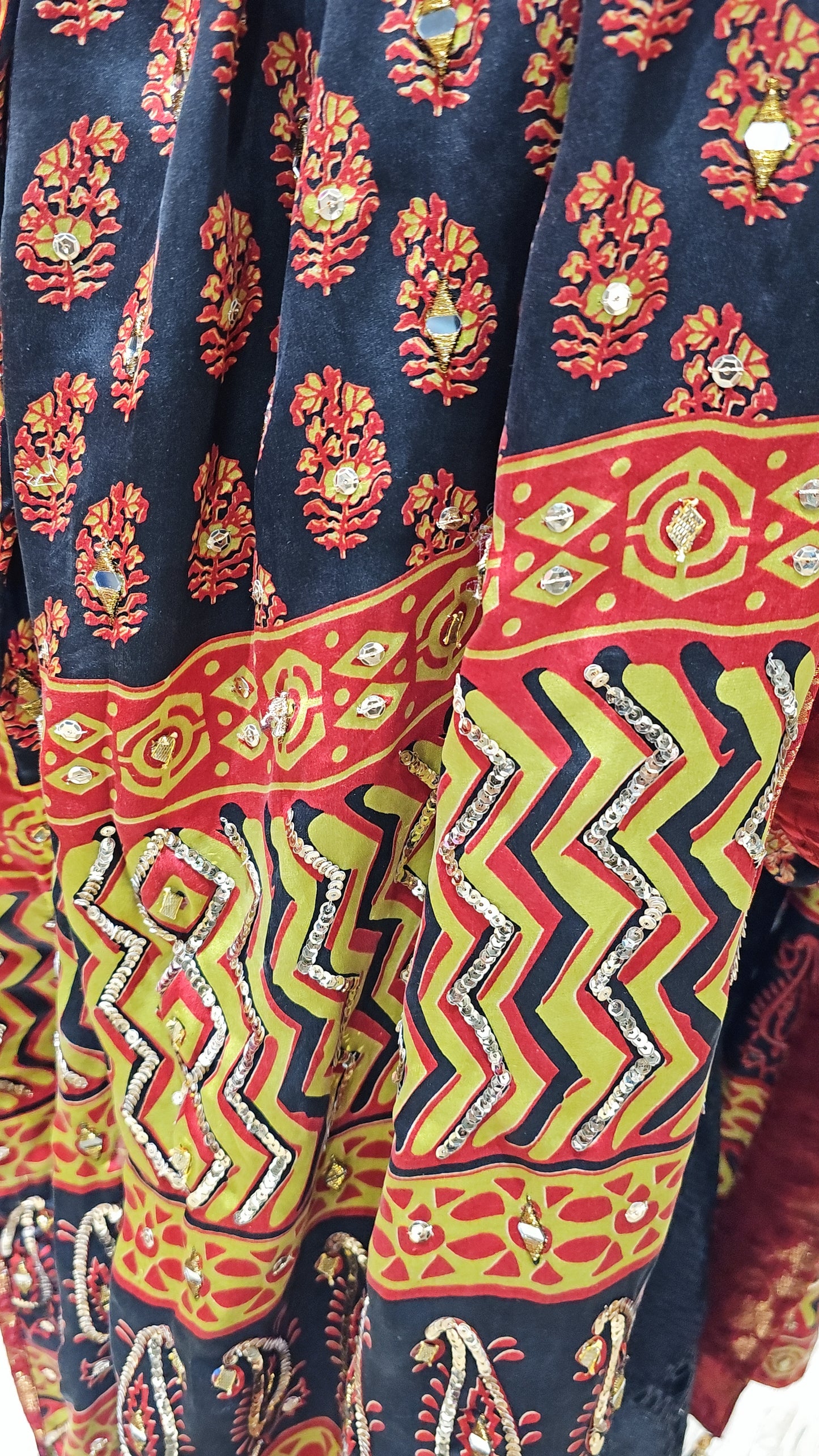 H Black Pure Digital Silk Dupatta