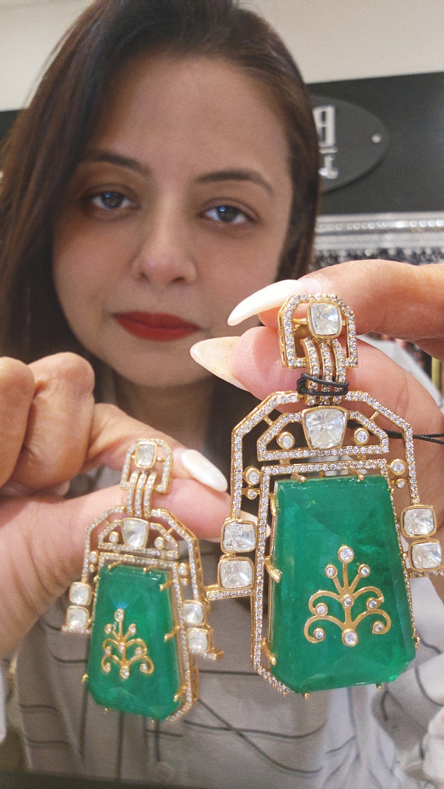 Green Artistic Gold