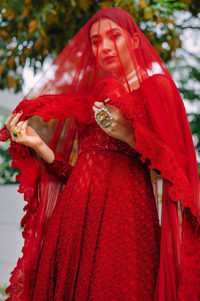 LAAL GULAAB.