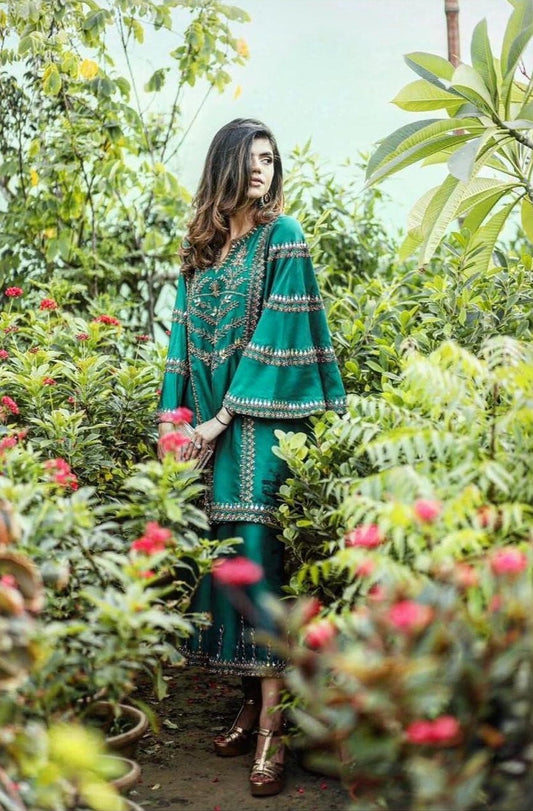 Aaina Green.