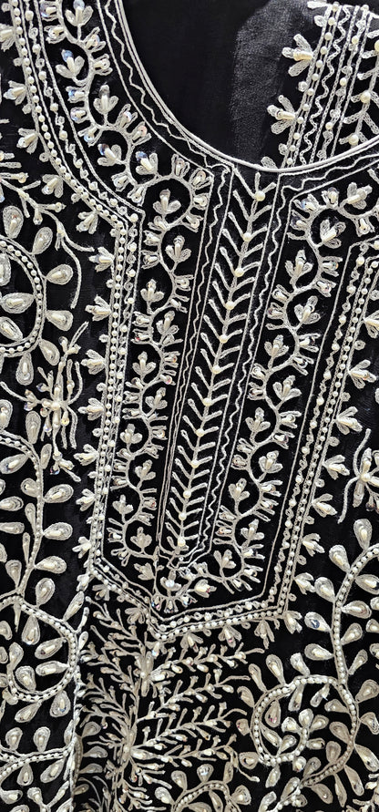 Black White Ari Pearls