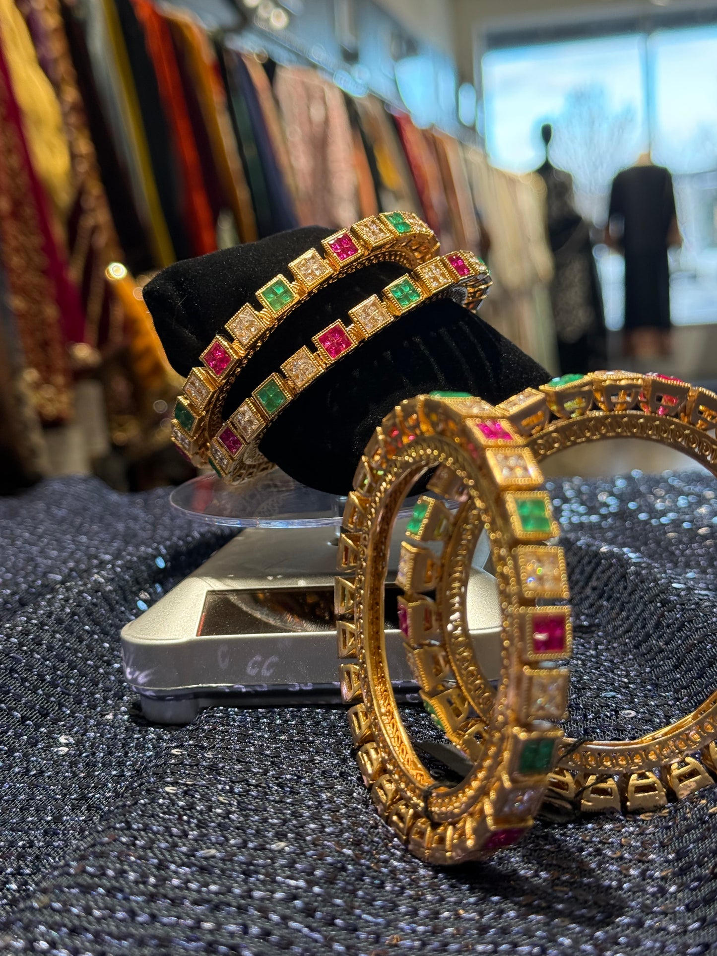 Elegant Gold-Tone Kundan Bangles – Multi-Stone Beauty