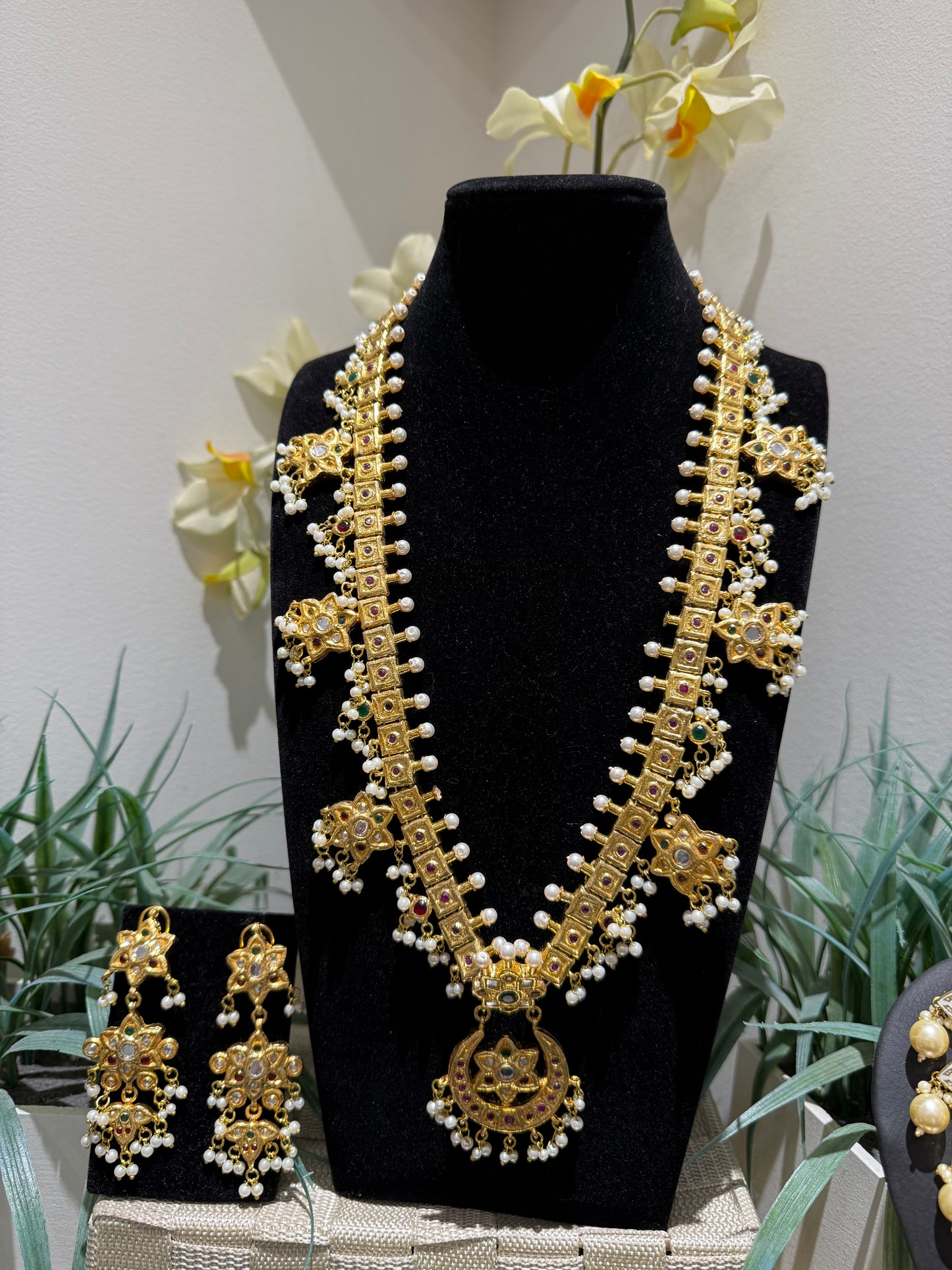 Royal Kundan Pearl Long Necklace Set