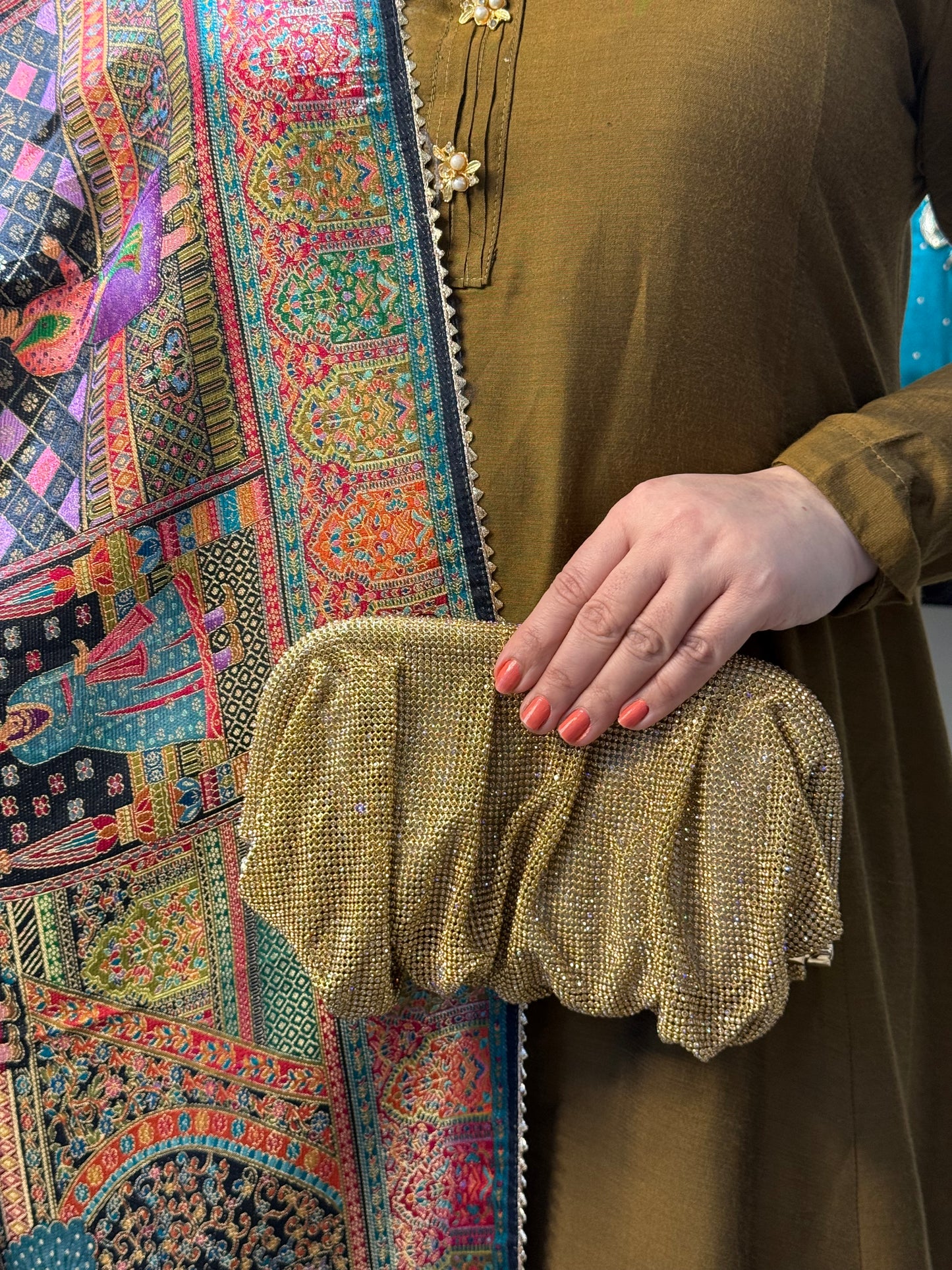 Golden Sparkle Crystal Clutch