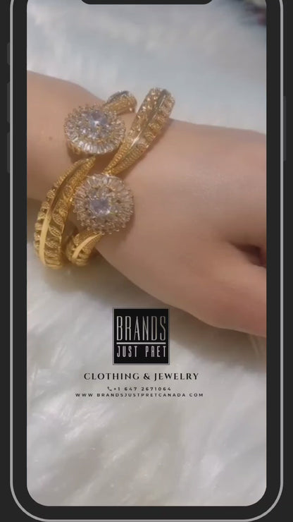 Gold Artistic Bangle