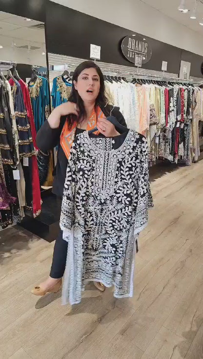 Black White Ari Pearls