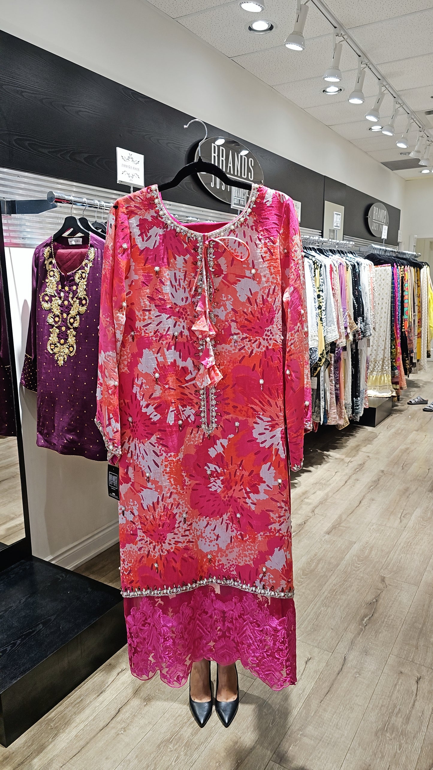 Pink Brochia | RTW