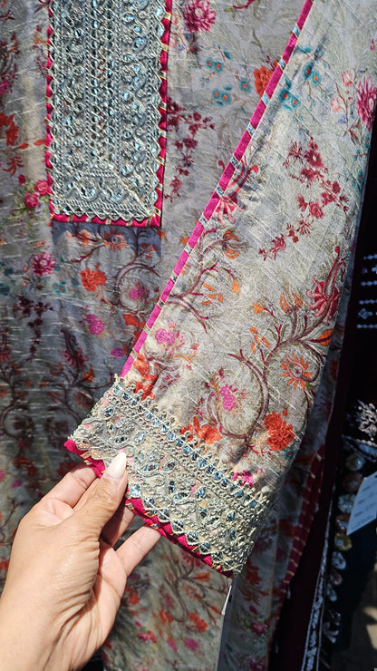 Printed Beige Silk | RTW