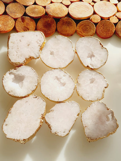 White/ Clear Natural Agate Druzy Deep Cut Phone Grips