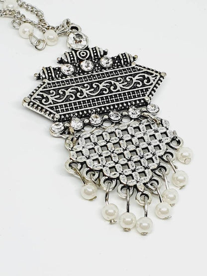 Silver Pearls Afghani Tikka for Brides Afghan Wedding Celebration