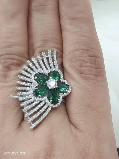Emerald Green Ring with Silver Zirconia Finger Ring